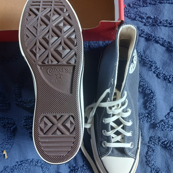 SOLD - Picture 4 of 5